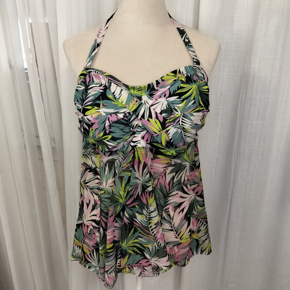 2/$30 Kona Sol Tropical Floral Print Tankini Top Plus Size 2X Halter Neckline‎